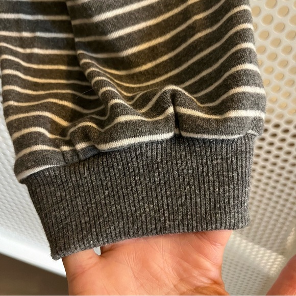 Love Riche Round Neck Sweater Statement Sleeves Size Medium Grey White Stripes - Picture 6 of 9